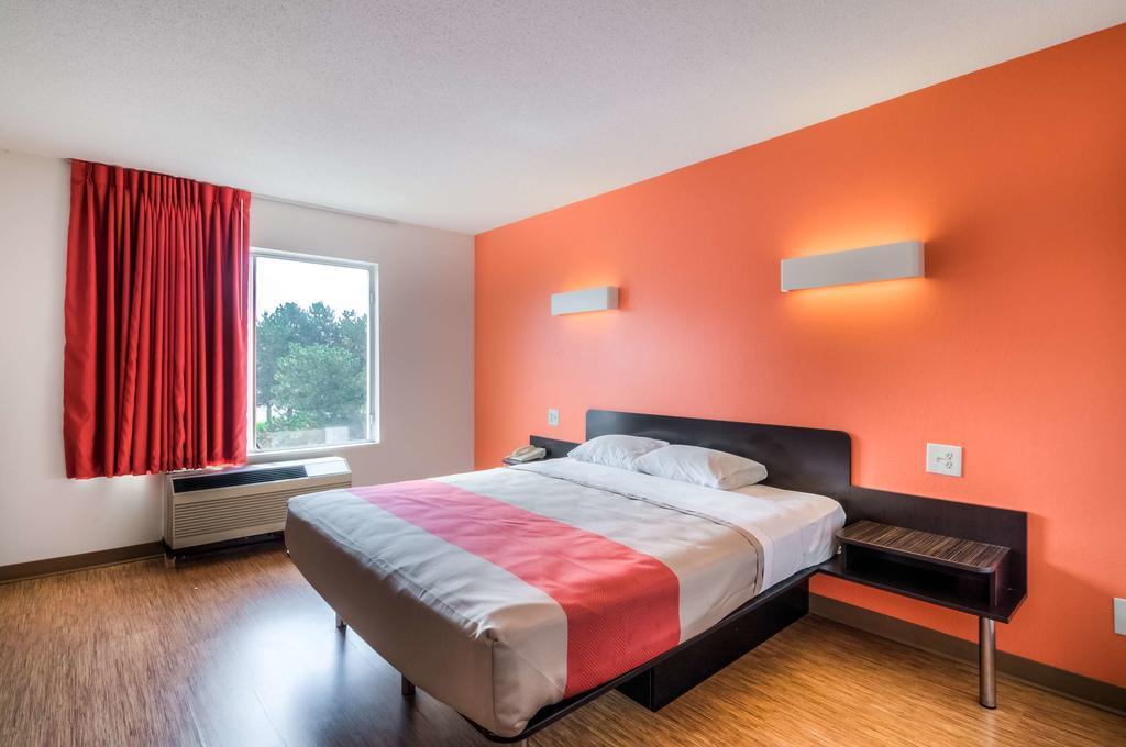 Motel 6 Нормал Экстерьер фото